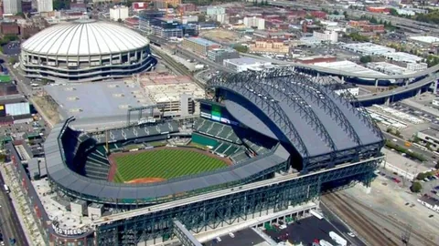 2025年足协揭晓国际级裁判名单，马宁与傅明领衔